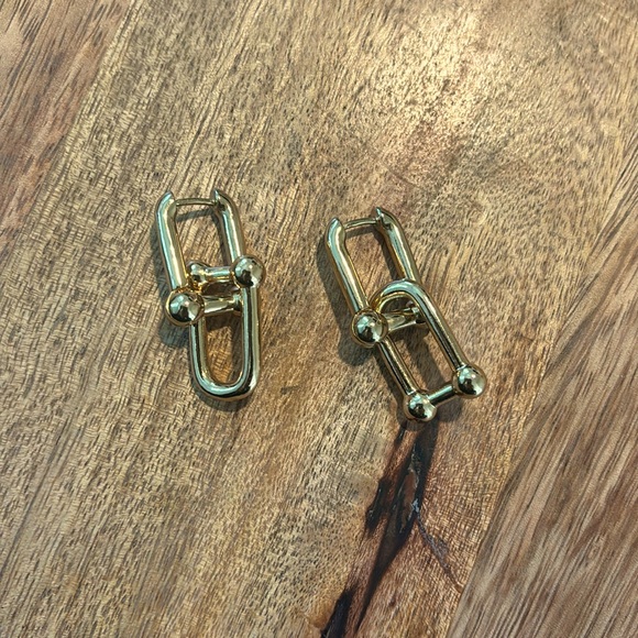 Gold Link Huggies Earrings - Picture 1 of 4